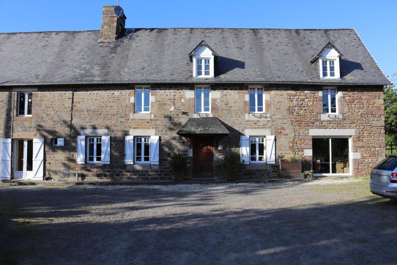 Decouverte D'Un Haras Proche Du Mont St Michel Hambye Kültér fotó